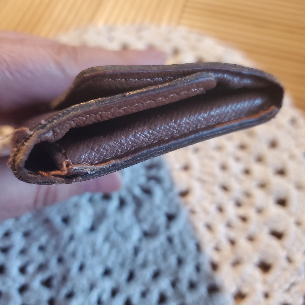 LV 6 Key Holder - Picture 7 of 16